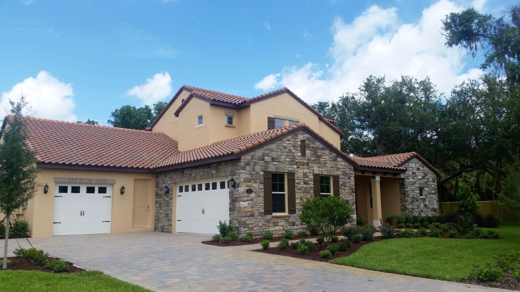 Luxurious Brand New Home on Exclusive Location in Central Florida